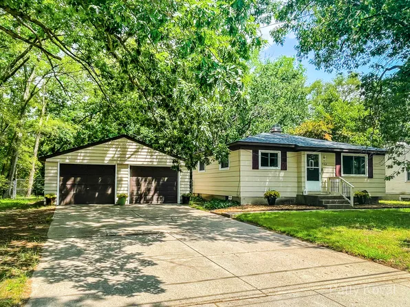 4164 Madison Ave SE, Wyoming, MI 49548