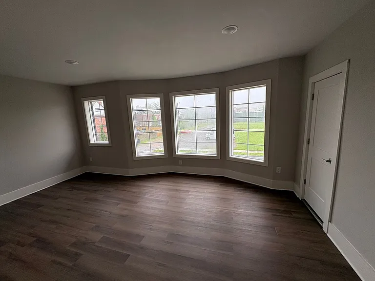 7436 Oakland St — Photo 27