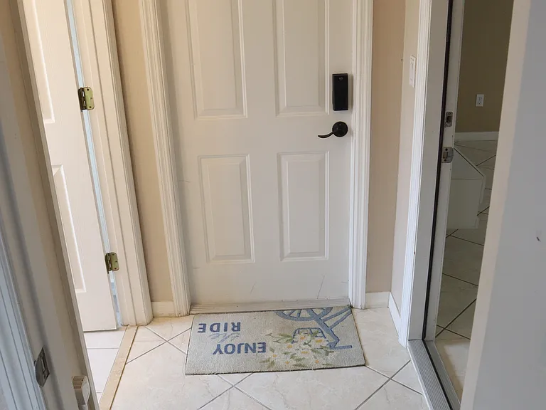2951 Marbella Dr — Photo 45