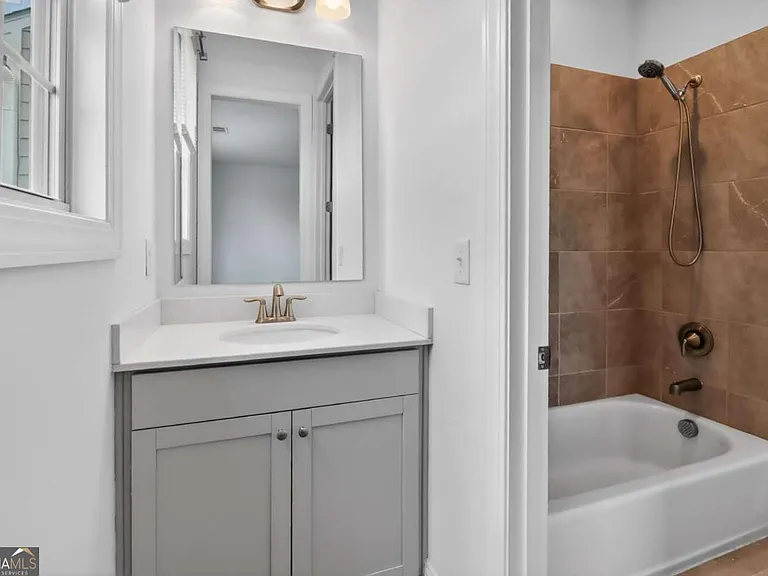 408 Cottonwood Cir — Photo 27