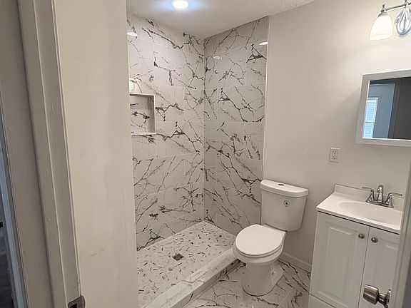 3rd image of 23 Dewitt St #1