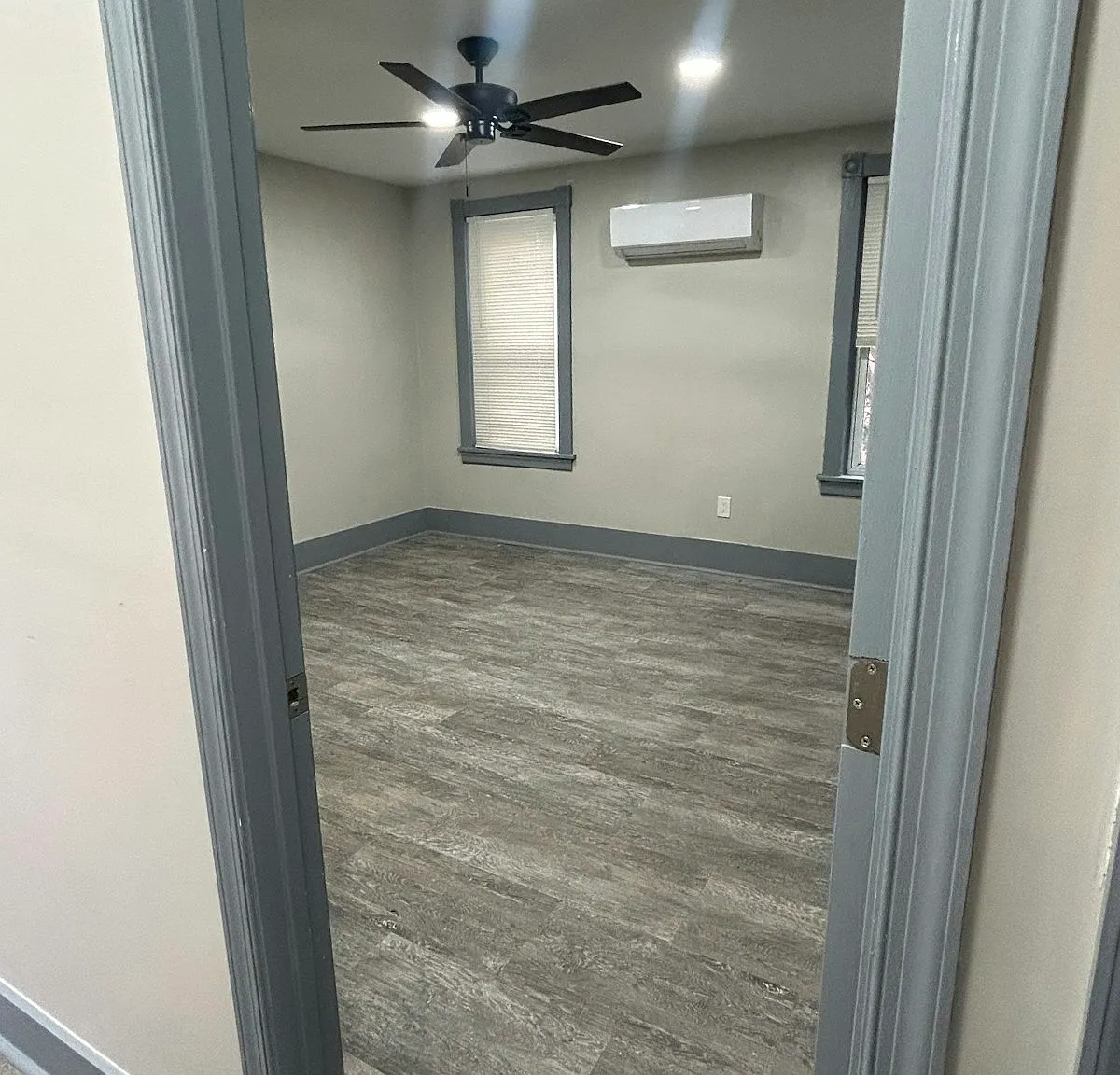 910 Lancaster Avenue, Unit 2F Rear — Photo 2