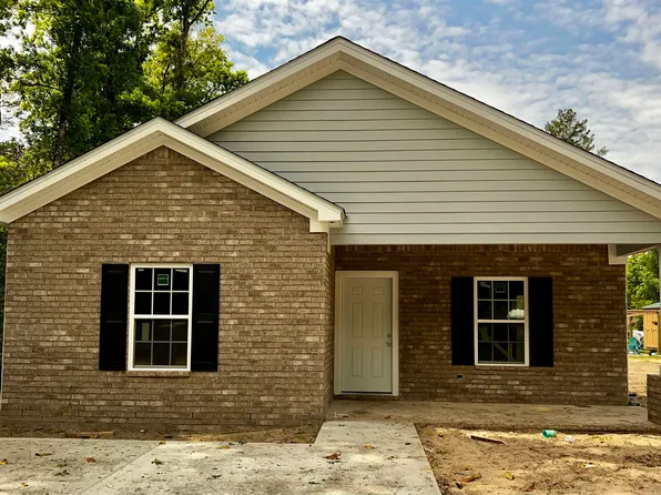 36 Paulette Dr, Crawfordville, FL 32327