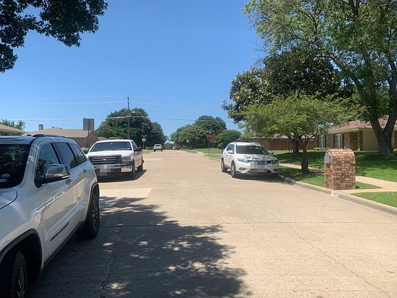 5th image of 2625 Landershire Ln