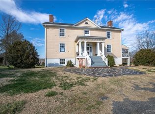 9345 Bridgeport Rd, Arvonia, VA 23004