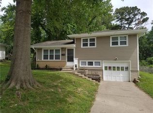 4536 NE 56th St, Kansas City, MO 64119