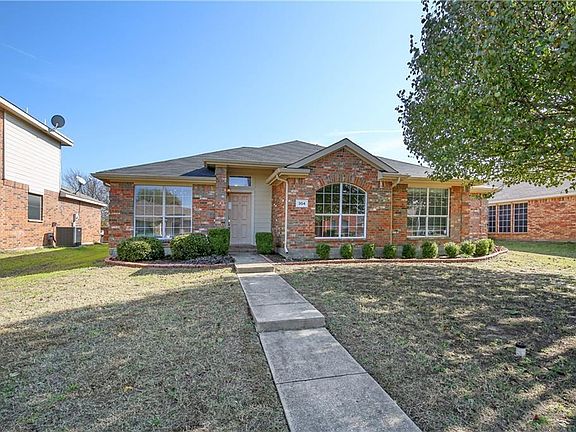 2nd image of 304 Laramie Ln