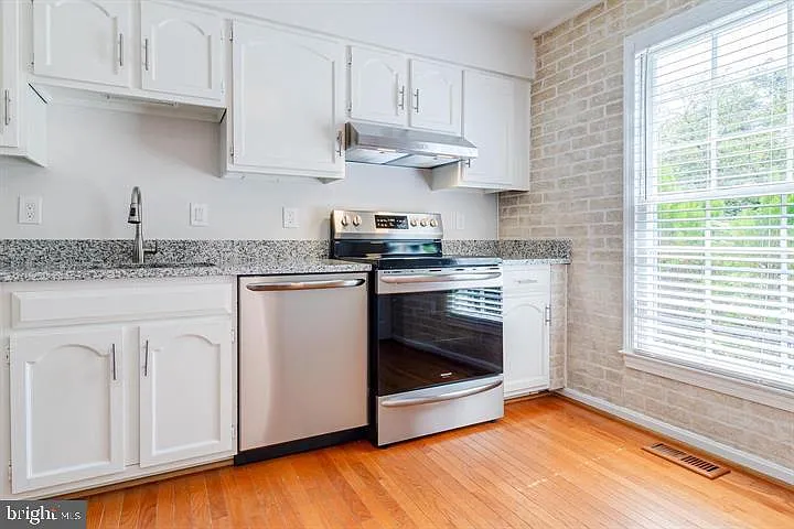 6332 Teakwood Ct — Photo 9