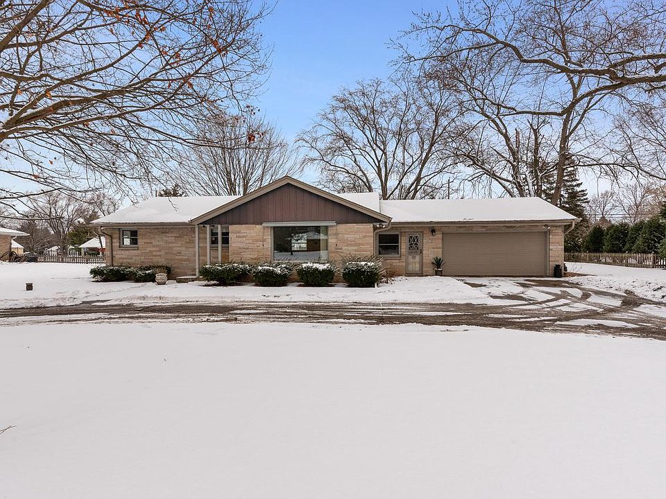 1st image of 4620 N 135th STREET