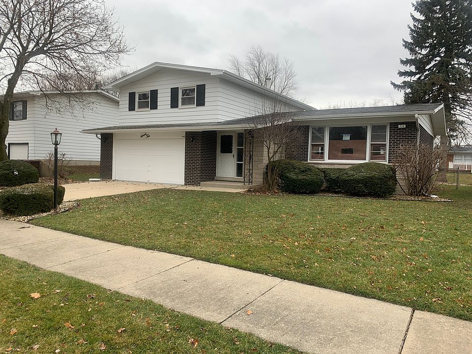 1st image of 710 Fitzhenry Ct