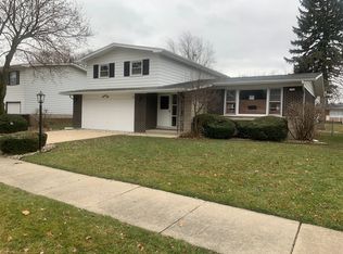 710 W Fitzhenry Ct, Glenwood, IL