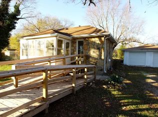 3081 W Calhoun St, Springfield, MO 65802