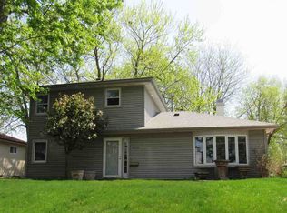 3112 Carlton Dr, Cedar Falls, IA 50613