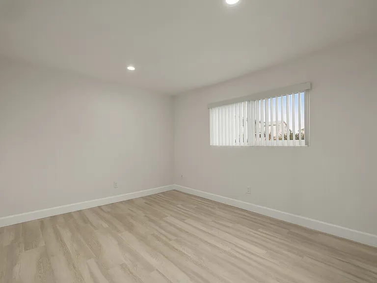 Westgate Apartments — Photo 5