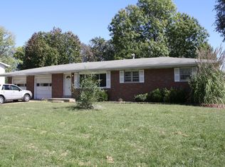 4 Birch Ave, Saint Peters, MO