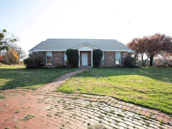 1004 Westwood Dr, Graham, TX 76450