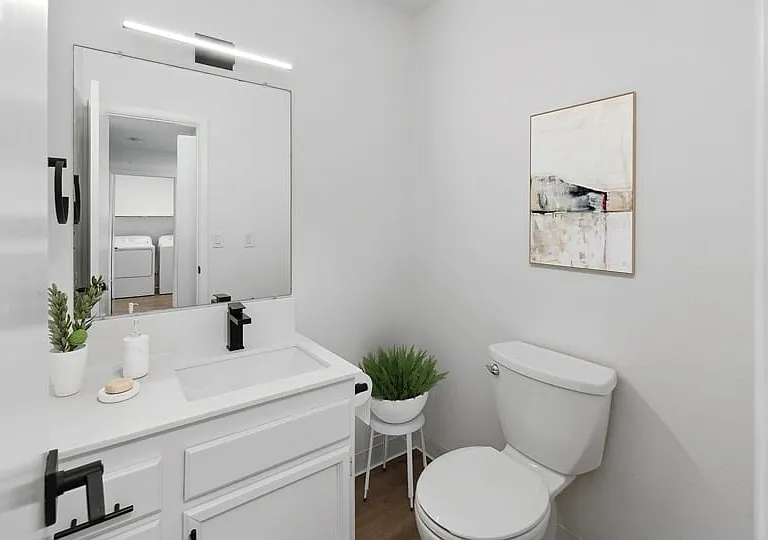 ReNew Rock Creek Townhomes — Photo 13