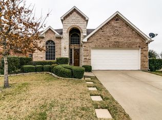 510 Price Dr, Fate, TX 75087