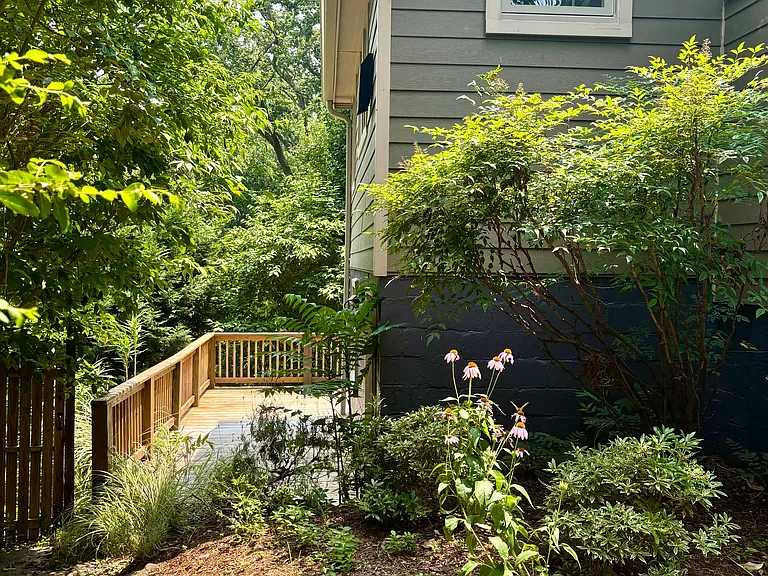 155 Ridgeway Cir — Photo 25