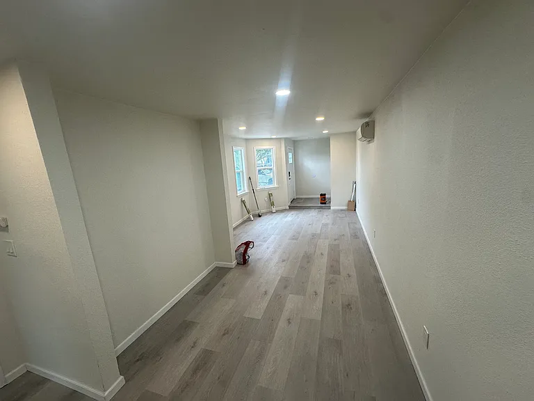 871 29th St #877 — Photo 24