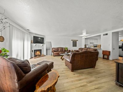 302 Travelodge Dr, El Cajon, CA, 92020