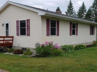 11585 Frost Rd, Portland, MI 48875