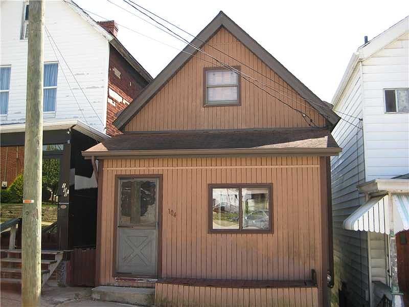 2nd image of 104 Cuyler Ave