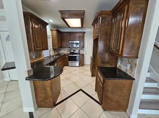 519 Birdsong Dr, League City, TX 77573