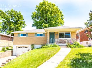 5734 Glow Ct, Cincinnati, OH 45238