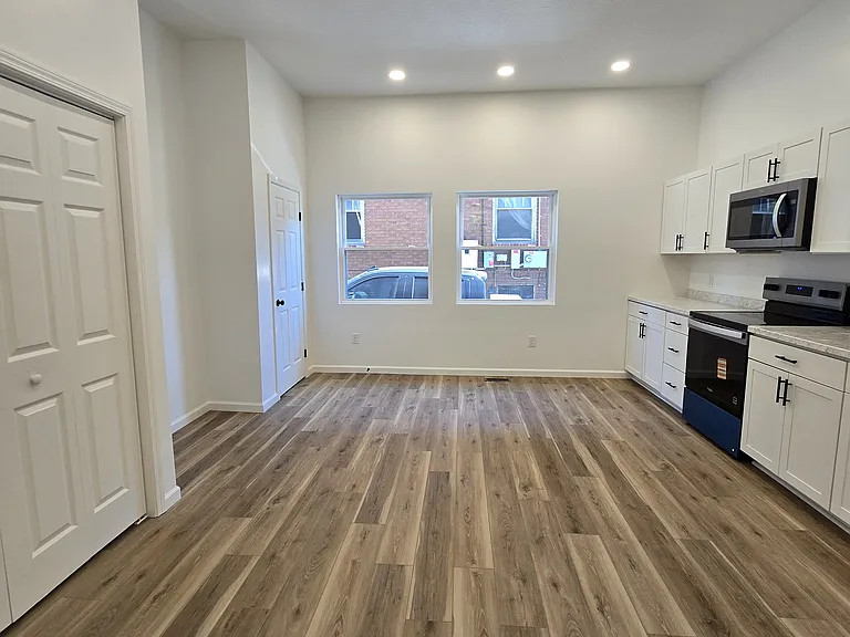 514 Lincoln Way E #3 — Photo 8
