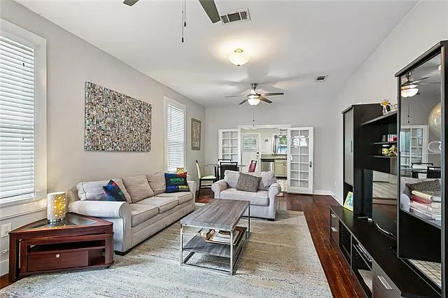 2 bed, 2.0 bath, 1500 sqft, $2,600 — Photo 4