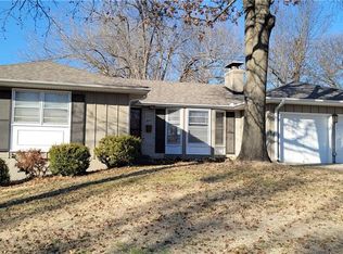 315 Hillcrest Dr, Warrensburg, MO 64093