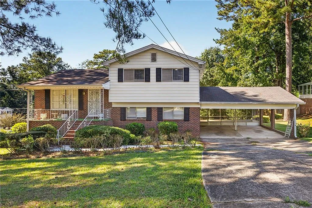 3 bed, 3.0 bath, 1046 sqft, $1,700 — Photo 1