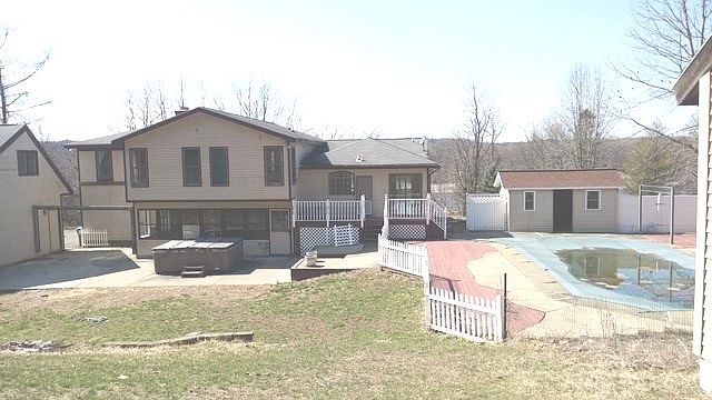 2nd image of 2834 River Rd