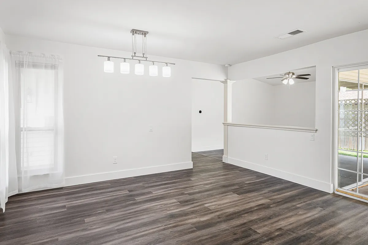 Building Photo - 3307 Colony Dr