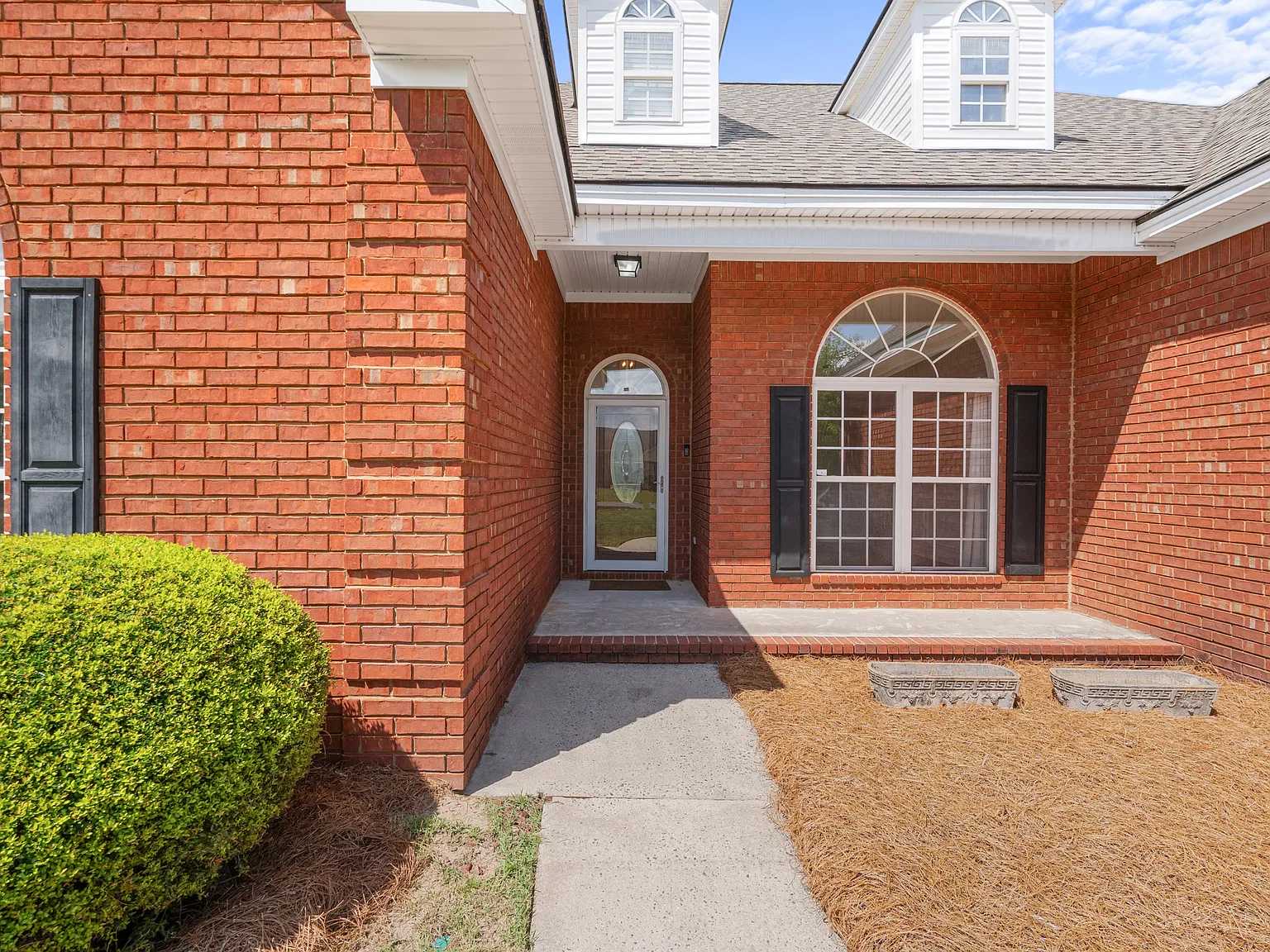 304 Flatbush Drive - 1 — Photo 4