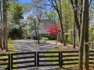 181 Woodland Cir, Dawsonville, GA