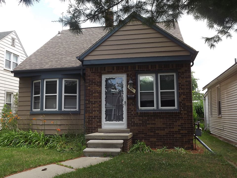 1st image of 2691 22nd St