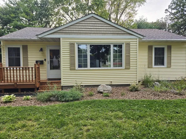 1109 Amelia Ave, Albert Lea, MN 56007