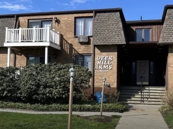 136 Deer Hill Avenue #A6, Danbury, CT 06810