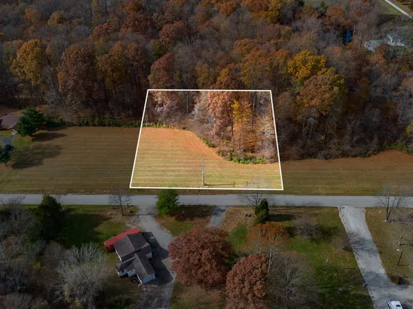 3 Whippoorwill Lake South Dr, Monrovia, IN 46157