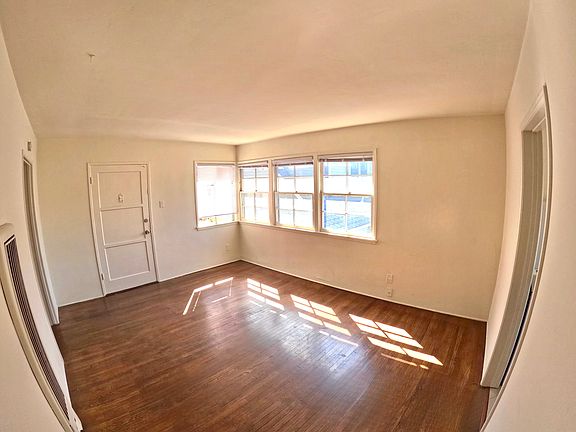 3rd image of 1213 E Ocean Blvd APT 8
