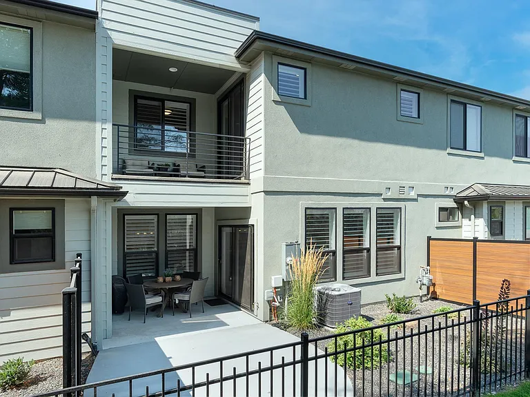 3280 S Sedgebrook Ln — Photo 23