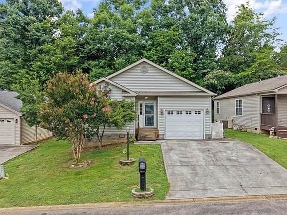 2nd image of 7413 Werkbund Way