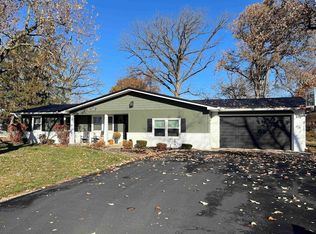 1435 McConnell Dr, Bluffton, IN 46714