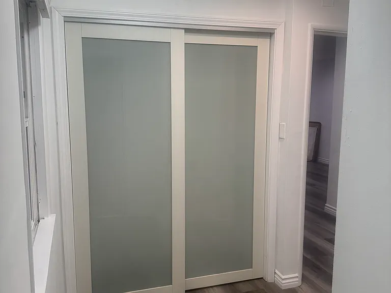 Hallway/Closet