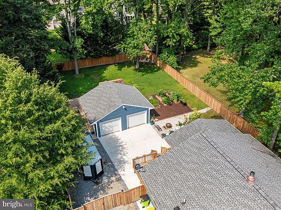 3rd image of 312 William Way