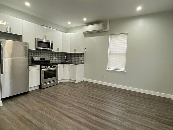 2nd image of 181 Alter Ave