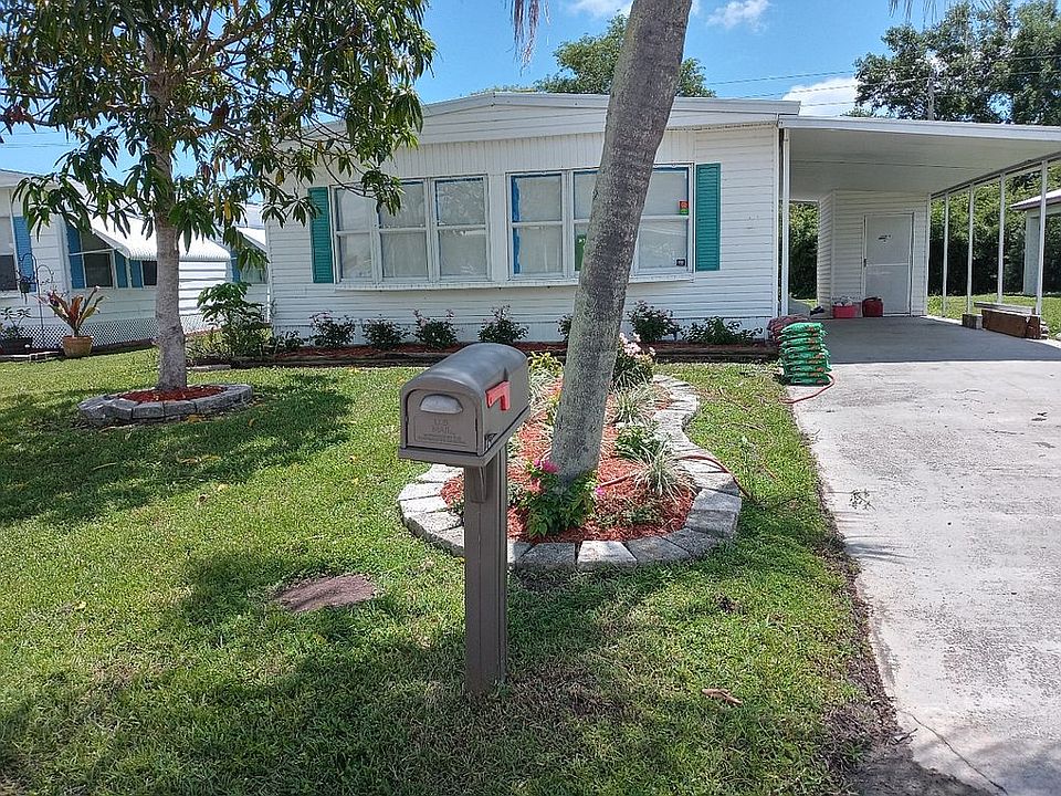 1st image of 10 Santa Cruz Way