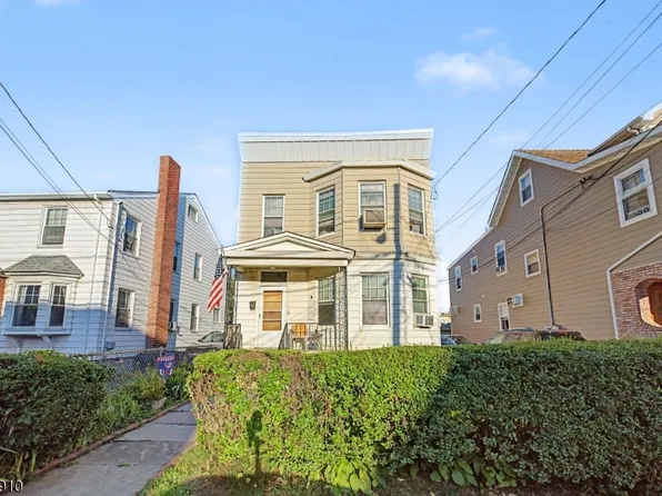 322 Hickory St, Kearny Town, NJ 07032